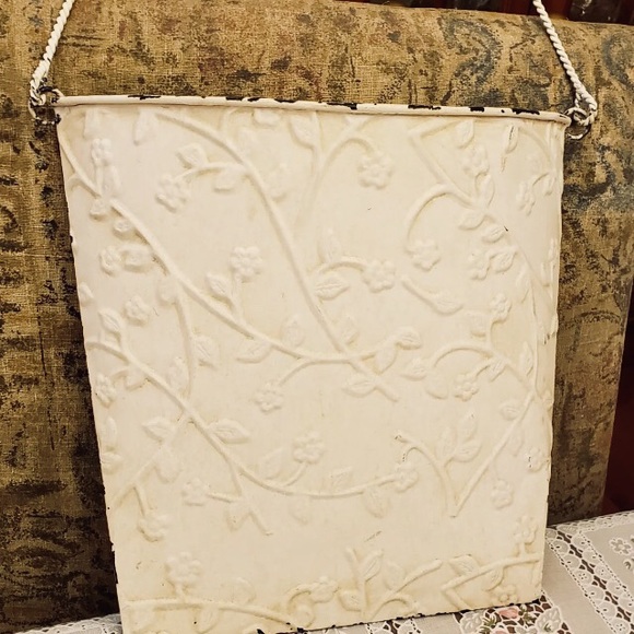 SLAH Pressed Tin Wall Bucket EUC Vintage Look - Picture 6 of 6